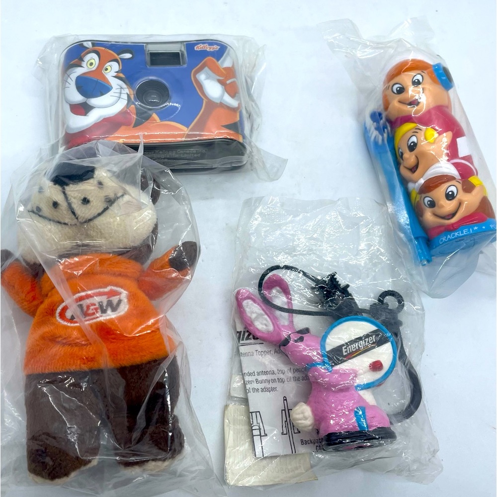 Lot of mail in advertising items. 4 total, Kellogg’s, A&W and Energizer Bunny